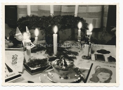 Christmas Advent Wreath Perfume Books Service - Vintage Photo 1950s