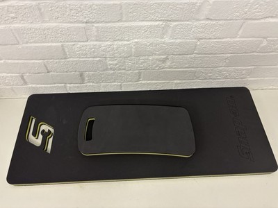 Snap On Tools schwarz und gelb Liegematte mit passender Kniematte