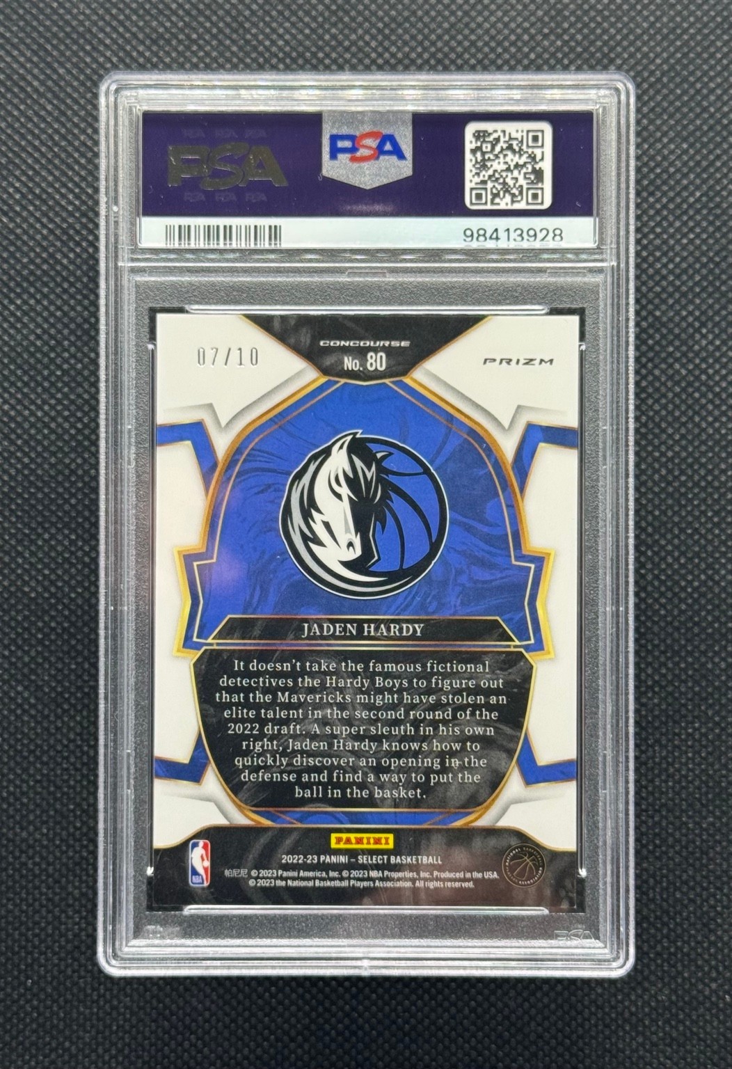 2022-23 Panini Select Jaden Hardy #80 Gold Prizm /10 PSA 10 view 2