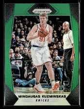 Mindaugas Kuzminskas 2017-18 Panini Prizm #277 Prizms Green New York Knicks
