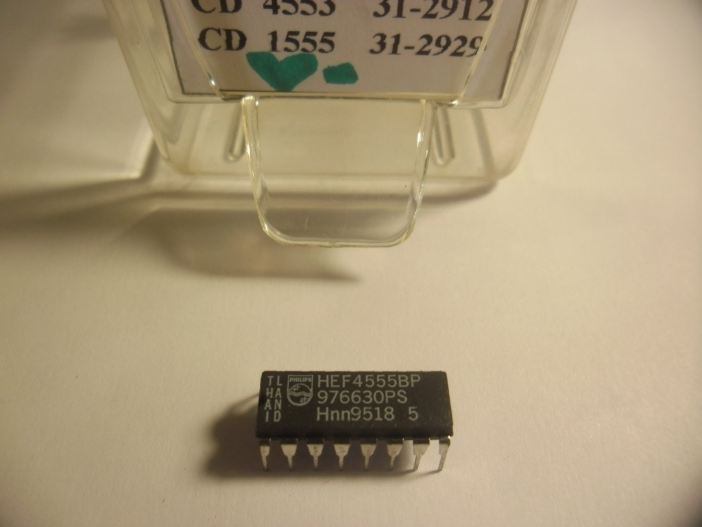 Transistor Philips HEF4555BP / CD4555 - Thaïlande - Neuf Dans Son Emballage