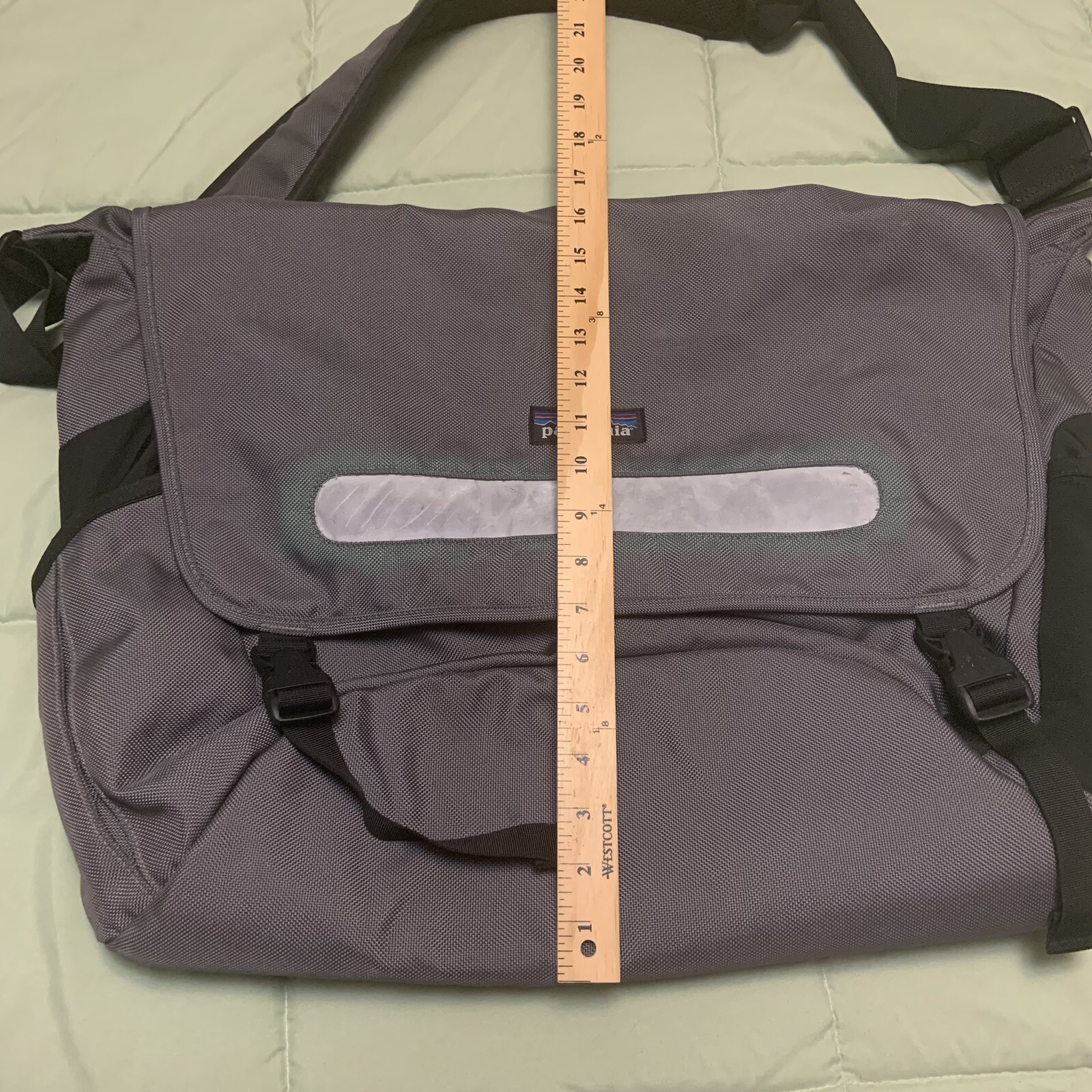 Patagonia Messenger Bag Laptop Crossbody Crossbody Reflective Gray eBay