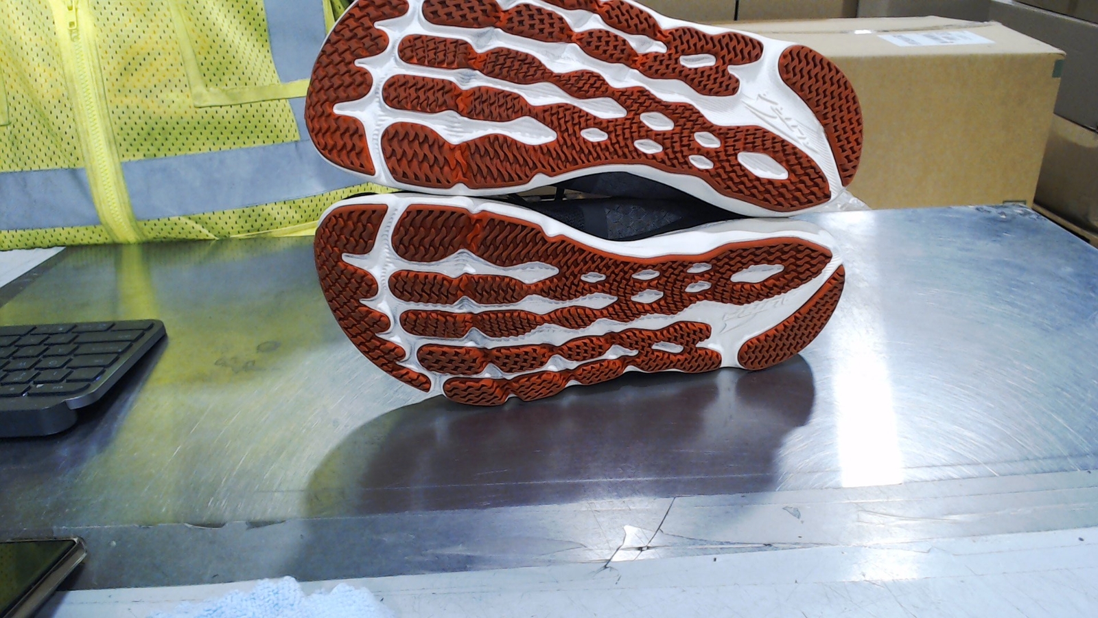 SAOLA Come Nuovo_ALTRA Scarpa da Trail Running Uomo Provision 6 Nero _Nero_10