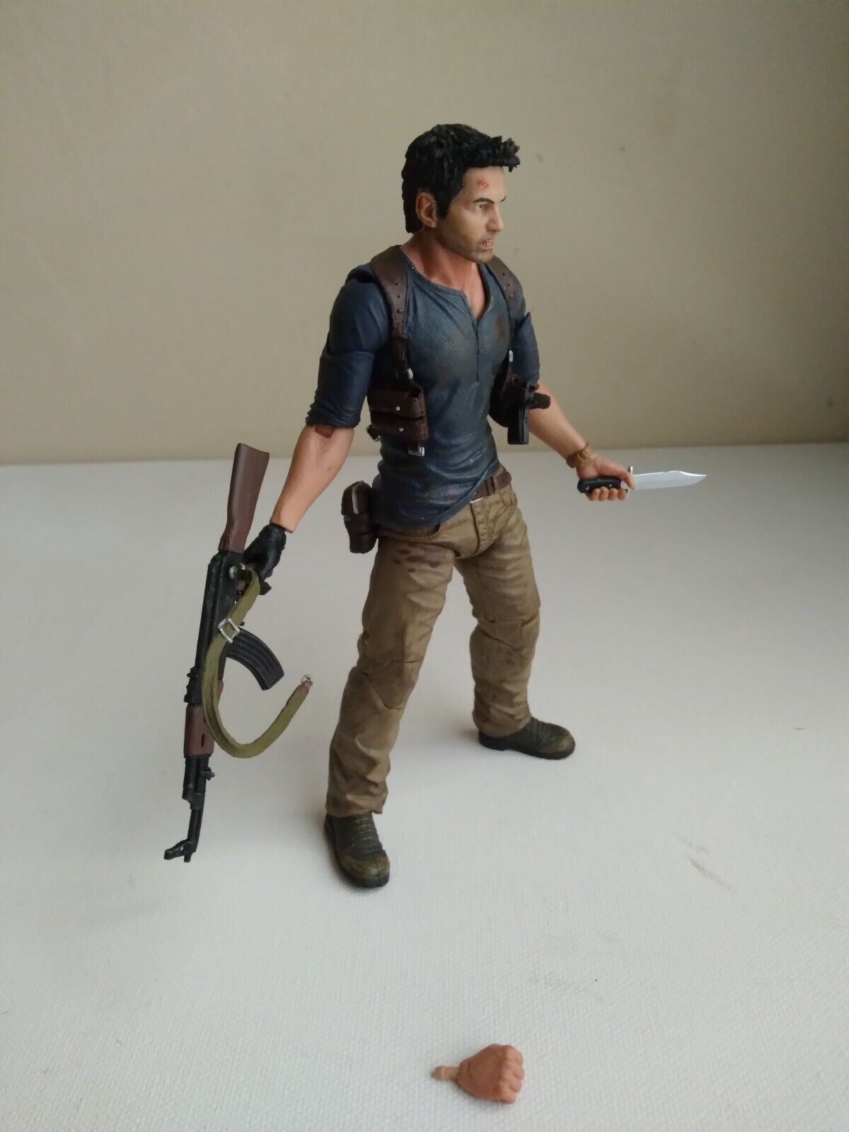 Figure Action Boneco Nathan Drake Uncharted 4 Neca