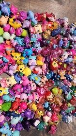 223 Hatchimals Collegtibles Figures Space, Birds Whales, Cats, Flocked
