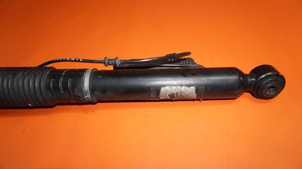 MERCEDES BENZ S500 APOIO DE SUSPENSÃO DE AR DE CHOQUE DIANTEIRO ESQUERDO 2000 2001 2002 2003 2004 2005 2006 - Imagem 3 de 4