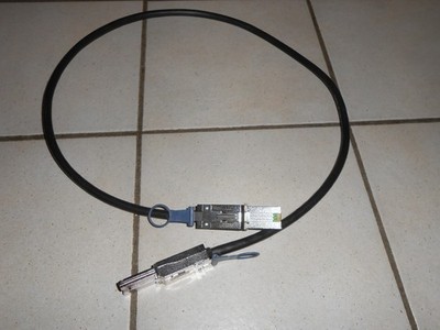 SAS Kabel extern 1m Mini-SAS SFF-8088 auf Mini-SAS SFF-8088