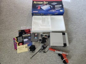 NES Nintendo Juego de Acci&oacute;n Sistema Zapper Rojo Consola CIB Manuales Mario Duck Hunt