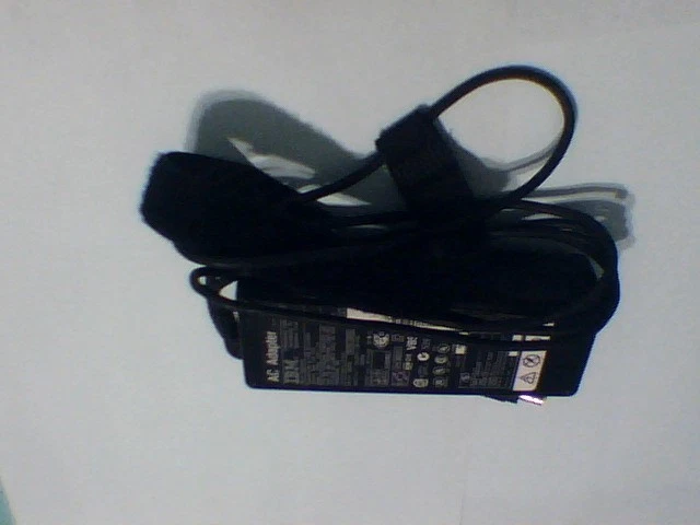 IBM Thinkpad 02k6749 Adaptador de CA Fuente de alimentación Adaptador de corriente 16V 4.5A Foto 3 de 3