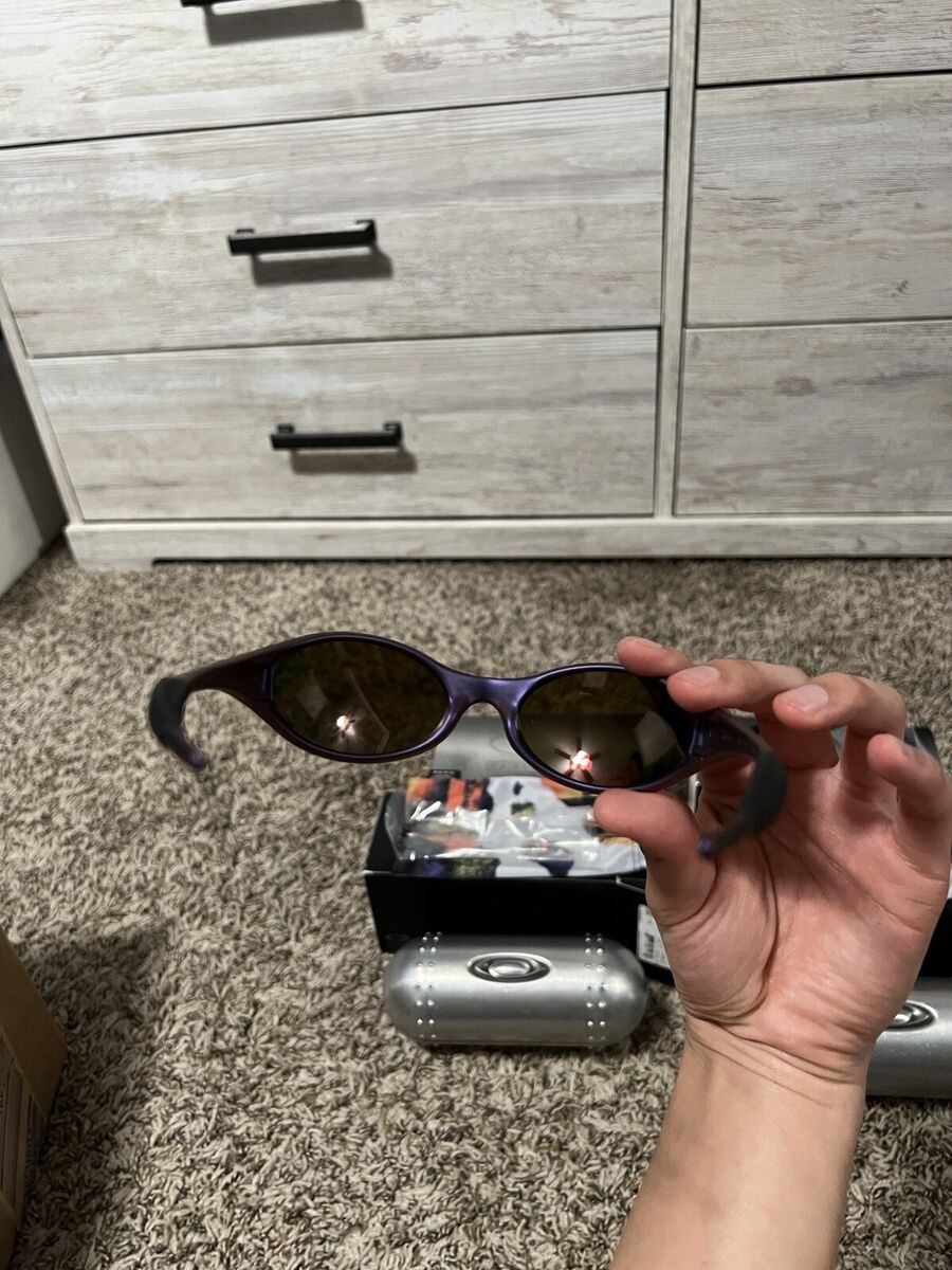 BRAIN DEAD X OAKLEY EYE JACKET SUNGLASSES - MOONSCAPE | eBay BRAIN DEAD X OAKLEY EYE JACKET SUNGLASSES - MOONSCAPE | eBay