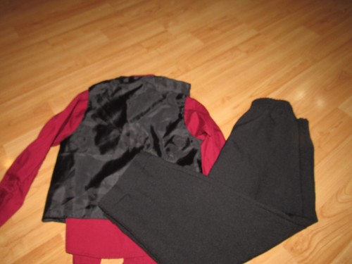 ARROW Boy's Sz 4 Dressy Outfit Shirt Vest Pants Excellent Black Burgundy - Picture 4 of 5