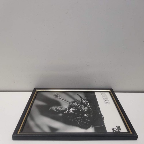 B.B. KING Signed 8"x10" BW Photo Blues Legend Personalized - Framed - Picture 4 of 7