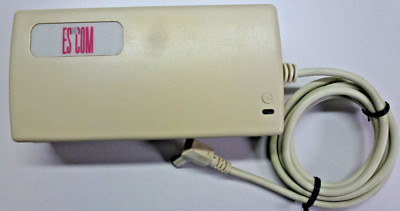 ESCOM CAD-2000-19 A Netzteil  DC 19V=  1,5A 28W  1,5A Hohlstecker 5,5mm x 2,5mm