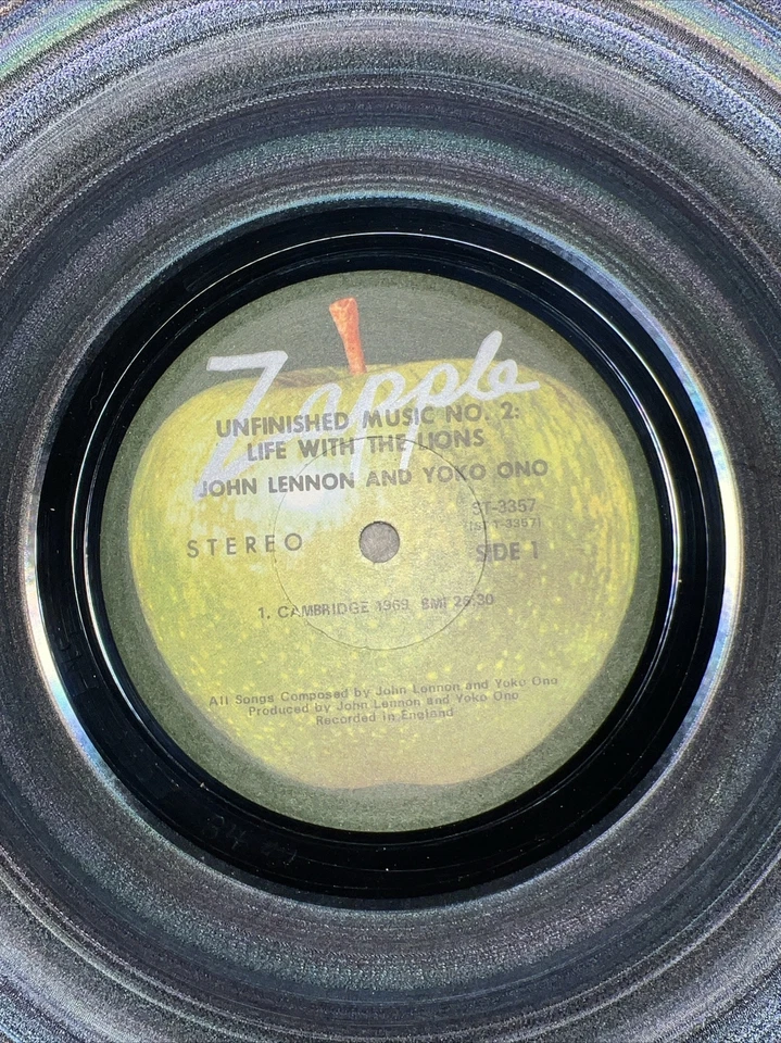 JOHN LENNON / YOKO ONO Unfinished Music No. 2 Life With The Lions LP Vinyl - Imagem 2 de 4