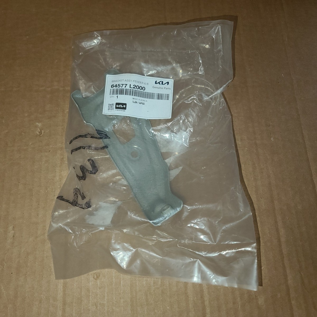 mallon☆ Genuine 2021-2024 Kia K5 Bracket Assembly-Fender (64577