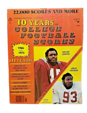 1976 College Football Scores Magazine Archie Griffin Lee Roy Selmon vintage