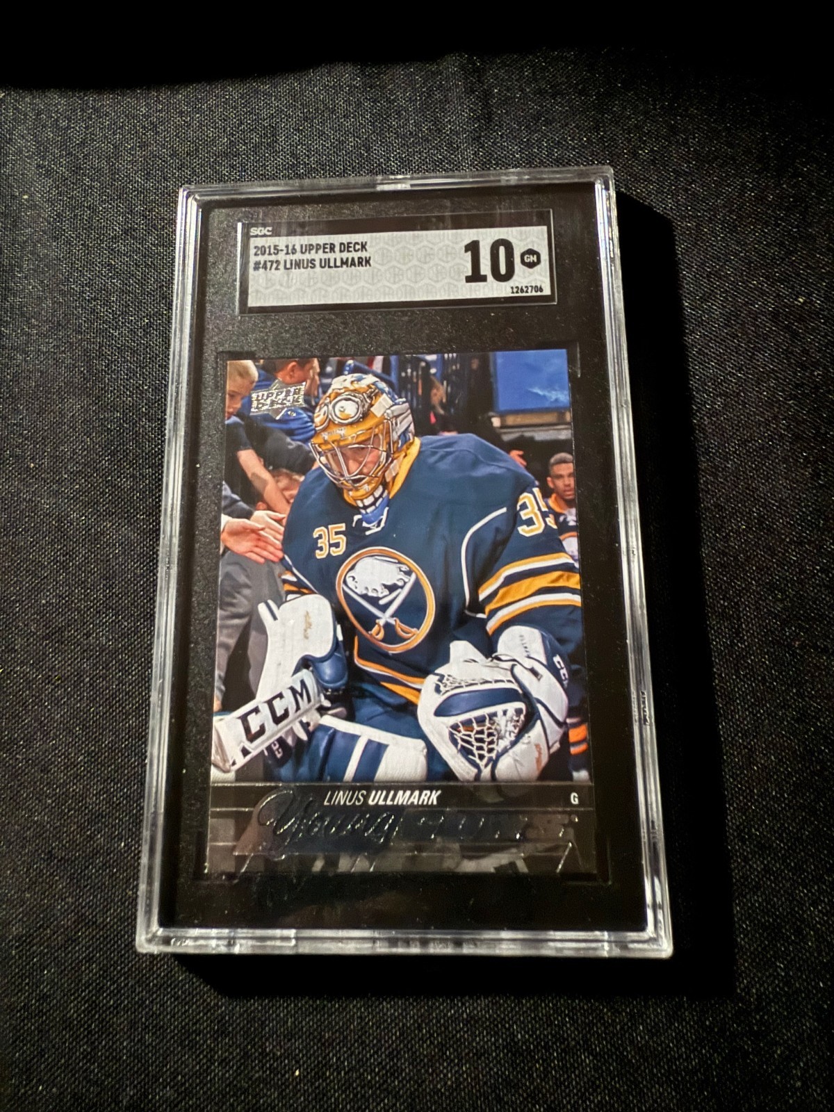 2015-16 Upper Deck Young Guns #472 Linus Ullmark SGC 10