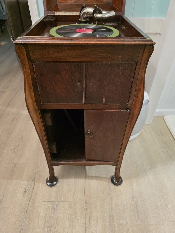 Antique Victor VV-90 Talking Machine victrola record player - Image 3 of 4