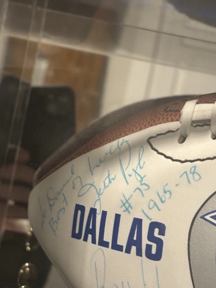 Want To List A 签名足球 — 第 2/2 张图片