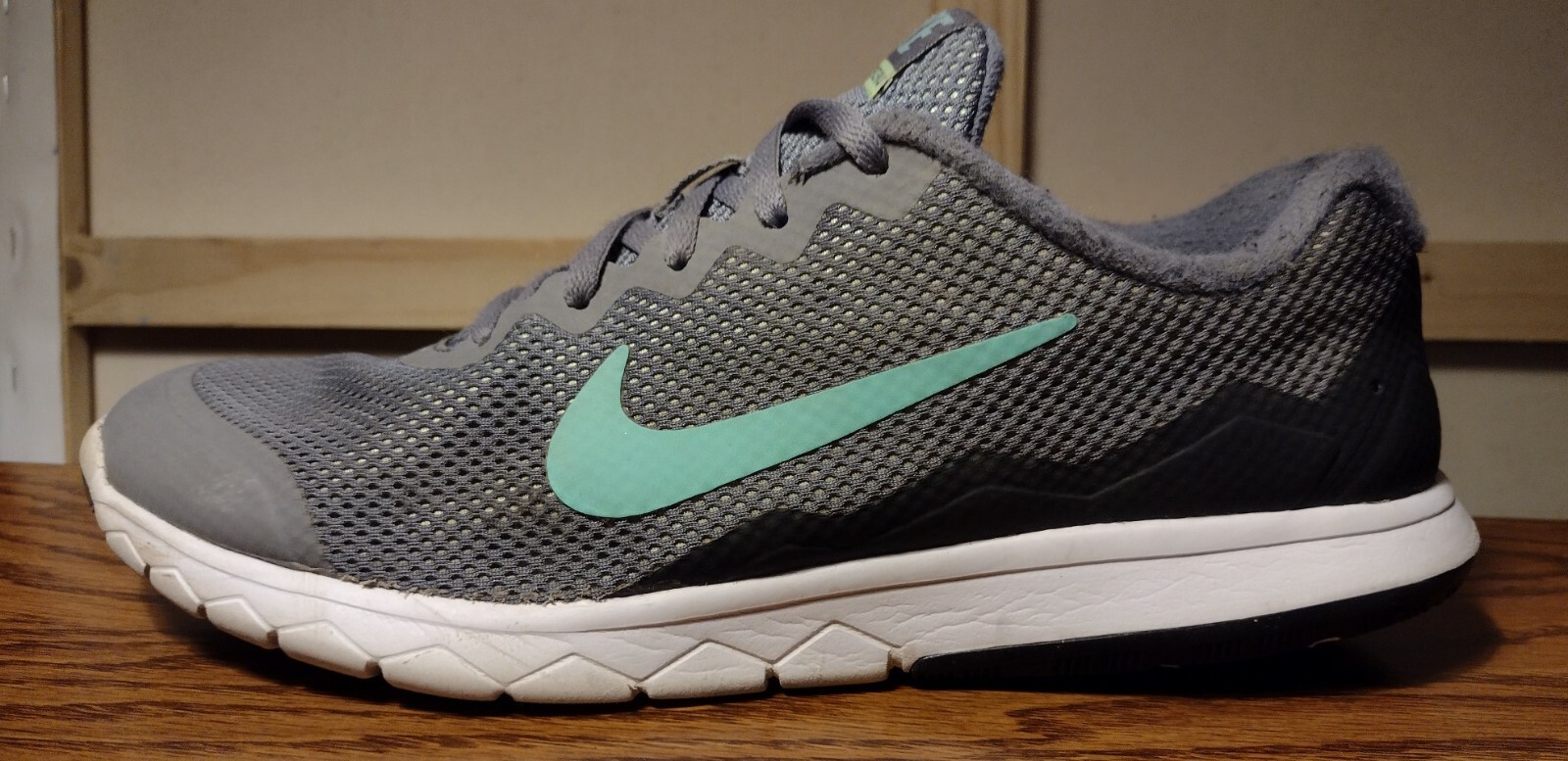 nike flex trainer 8 white