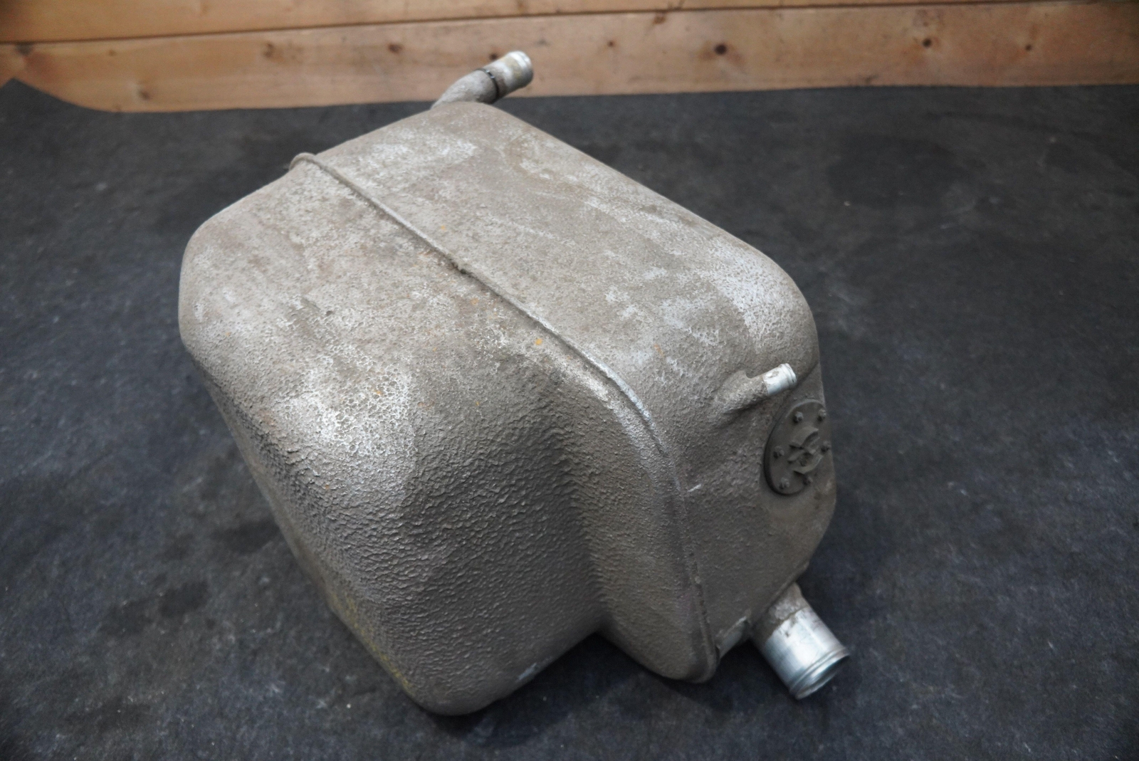 Left Gasoline Fuel Tank European Market 121318 Ferrari 328 GTB GTS 1986-89 *Note