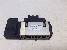 SMC NVFS3110-5DZ Pneumatic Solenoid Valve NVFS31105DZ TBI 