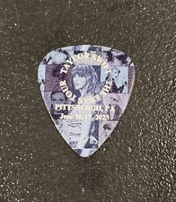 Taylor Swift Collectible Guitar Pick Pittsburgh June 16/17 WITH pick stand