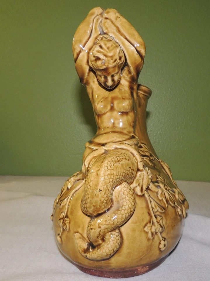 Jarrón de cerámica china Shiwan Shi Wan Ware pieza decorativa. Foto 2 de 4