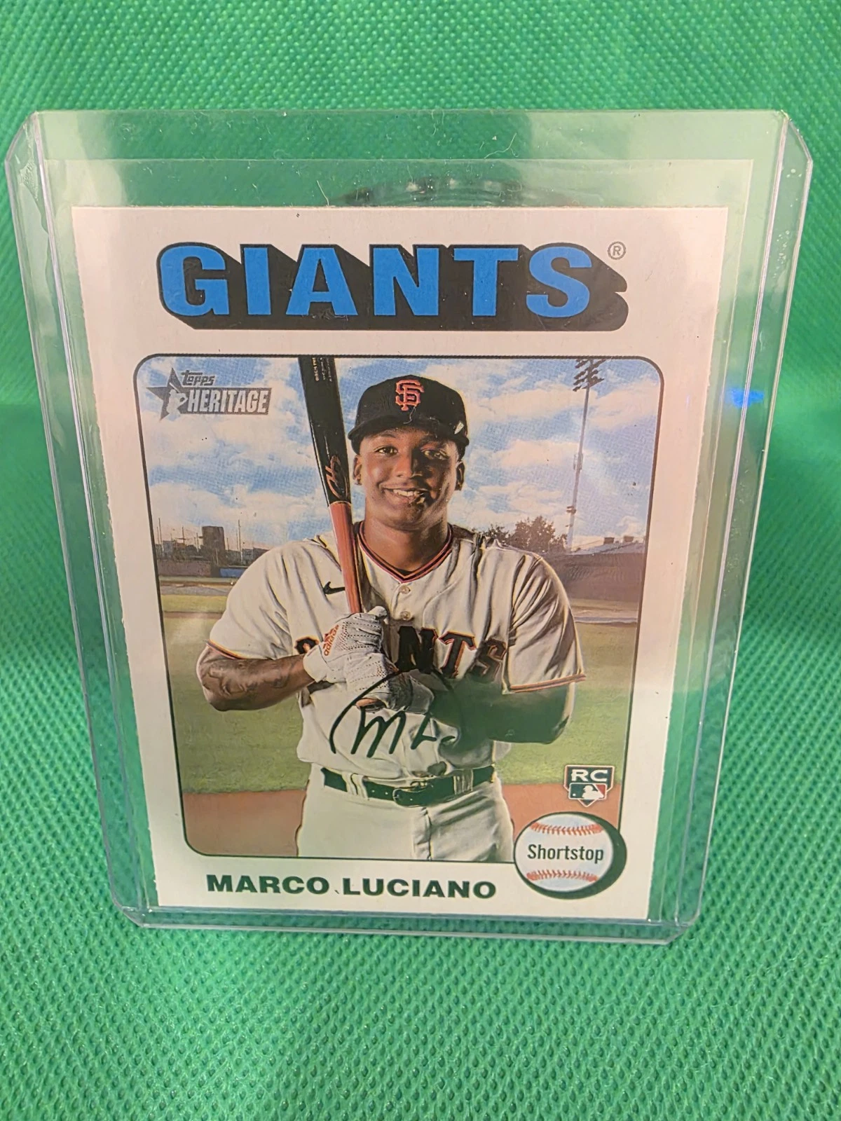 2024 Topps Heritage - Rookies Marco Luciano #391 White Border (RC)
