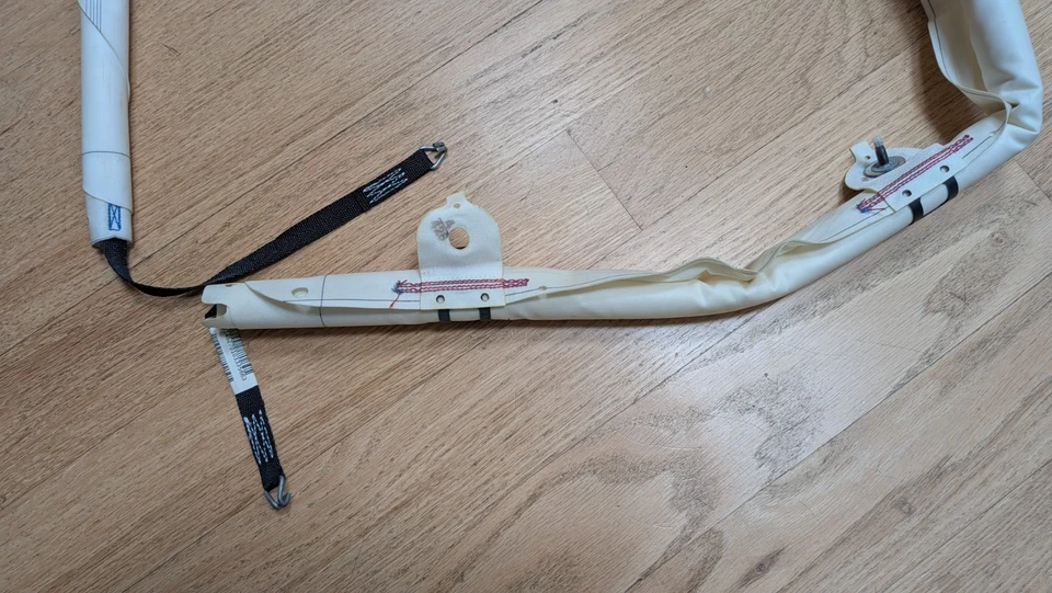 Volvo XC60 2010-2017 cortina lateral del pasajero Foto 2 de 4