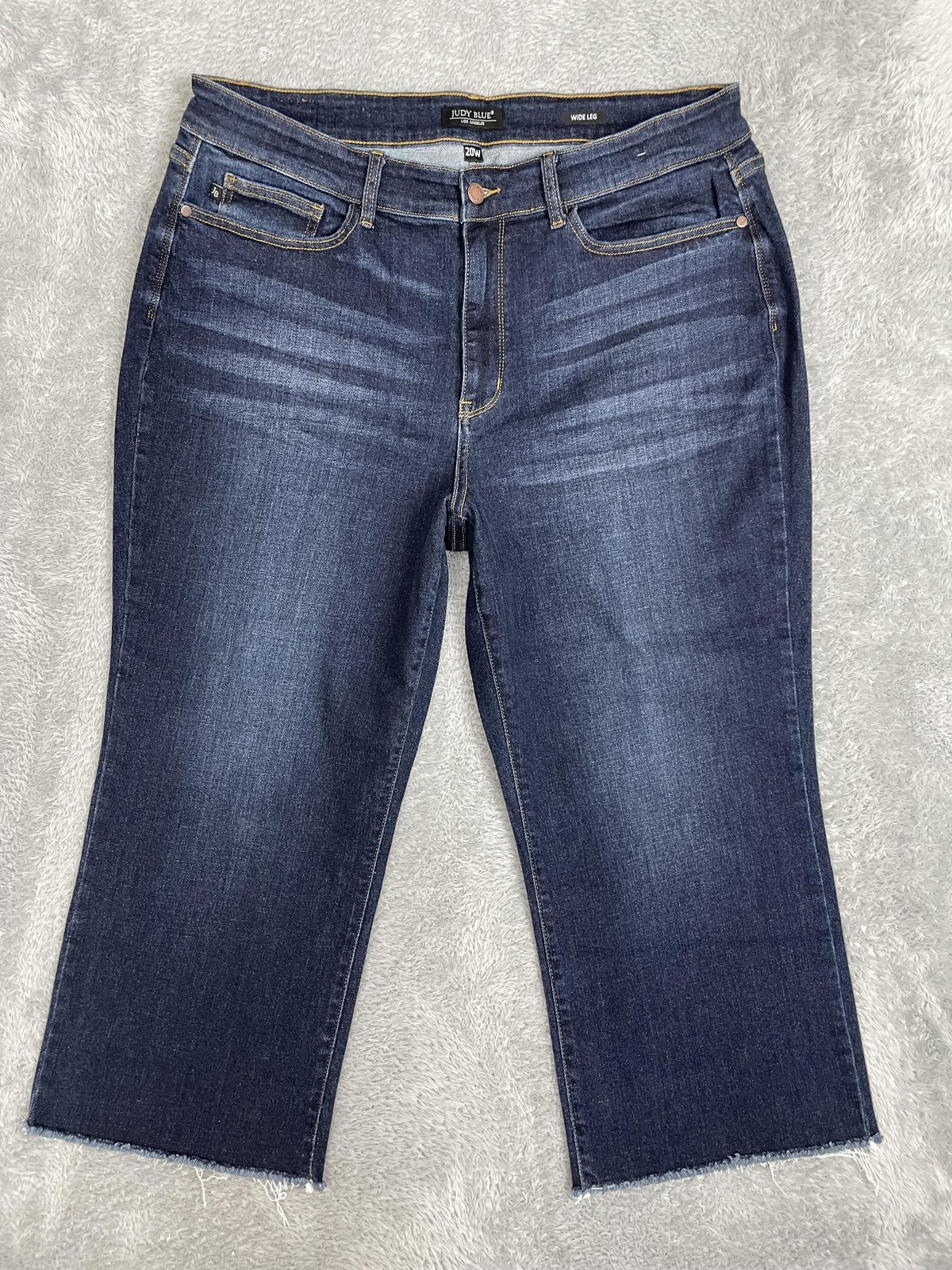 Judy Blue Wide Leg Crop Jeans Womens 20W Blue Dark Wash High Rise Raw Hem
