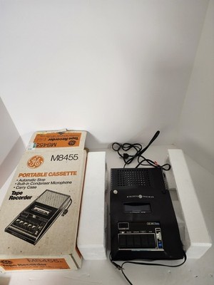 Vintage General Electric GE Portable Cassette Tape Recorder M8455 w-Case  AR1