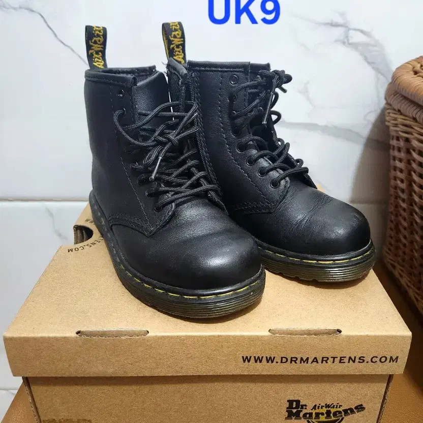 Dr. Martens Kids Brooke Boots (UK9) thumbnail 4