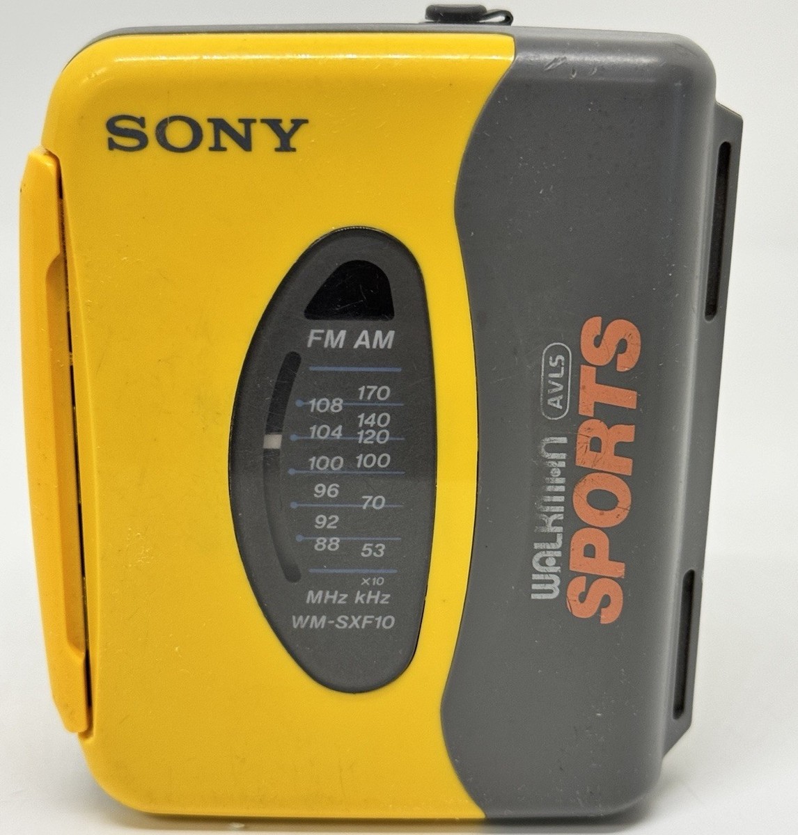 Sony Wm-sxf10 Sports Walkman Radio Cassette Player WMSXF10