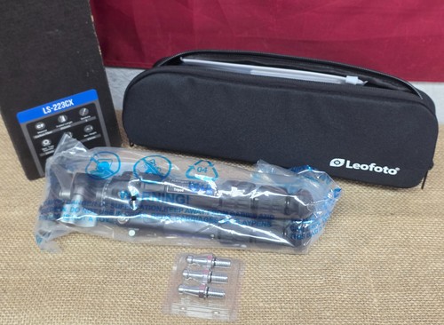 Leofoto Ranger Series Mini Carbon Tripod & Ballhead Set #LS-223CX+LH-25