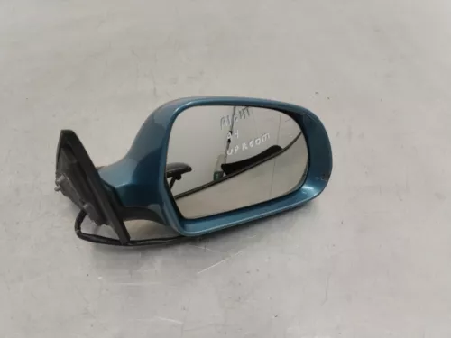 AUDI A4 Right Side MiRROR E1020931