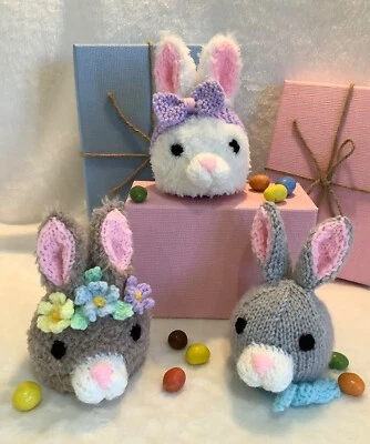 CAROL CONNELLY Birthday Easter Bunnies Chocolate Orange/Bath Bomb Cover KNITTING PATTERN