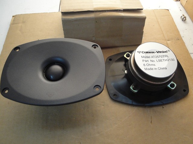 cerwin vega auto speakers