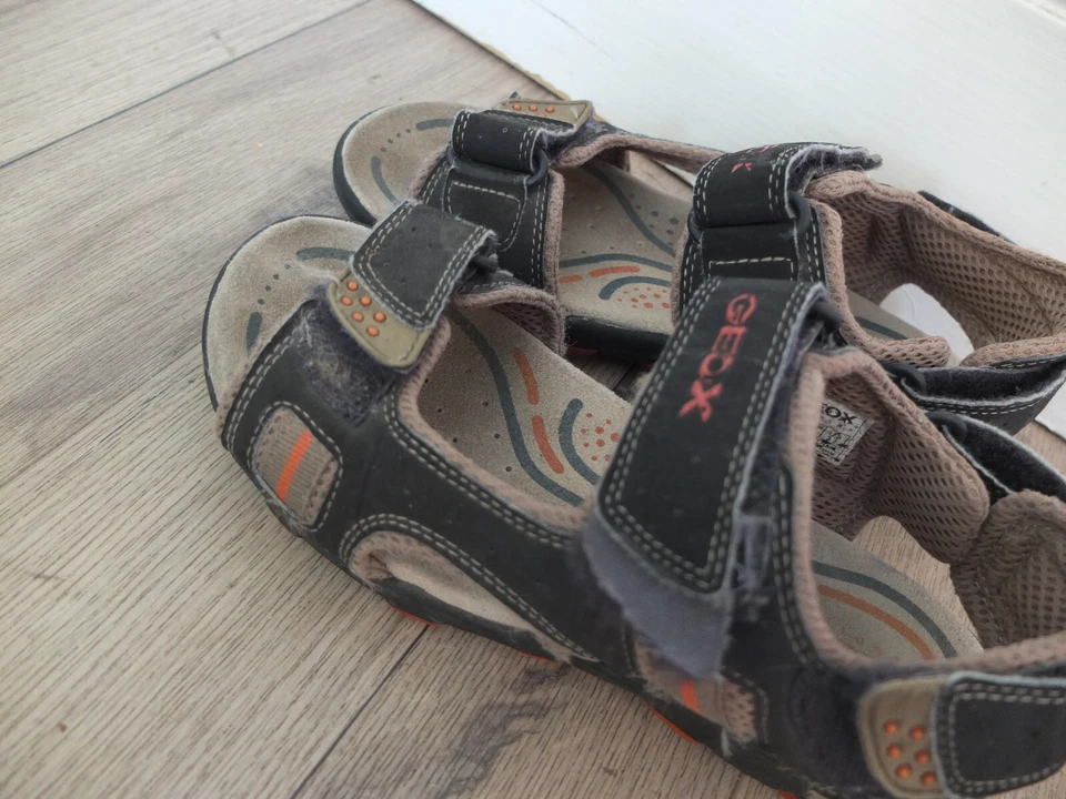 Sandalias deportivas Geox Respira de cuero/sintéticas talla 35 UK 2 1/2 US 3 1/2 Top Foto 4 de 4