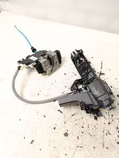 Mercedes-Benz GLA W156 X156 2017 Vorne rechts T&uuml;rschloss vorne A1667200435