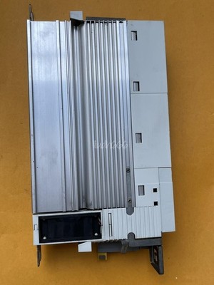 1PCS Lenze frequency converter 380V EDK82EV222 Used