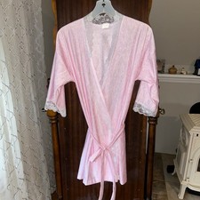 Vintage Frederick s of Hollywood Y2K pink robe lace trim size large