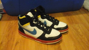 boys colorful sneakers