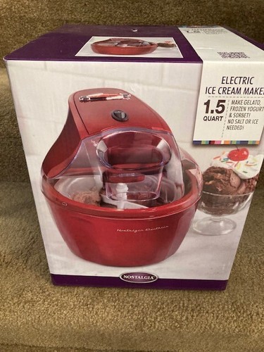 New In The Box Vtg Nostalgia Retro 1.5 Quart Electric Ice Cream Maker