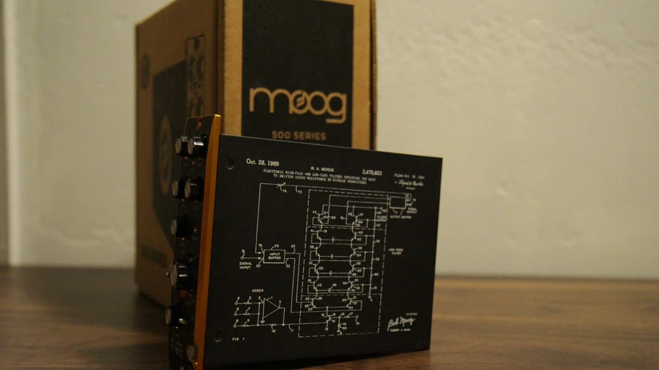 Módulo de filtro Moog The Ladder serie 500 como nuevo con caja Foto 3 de 4