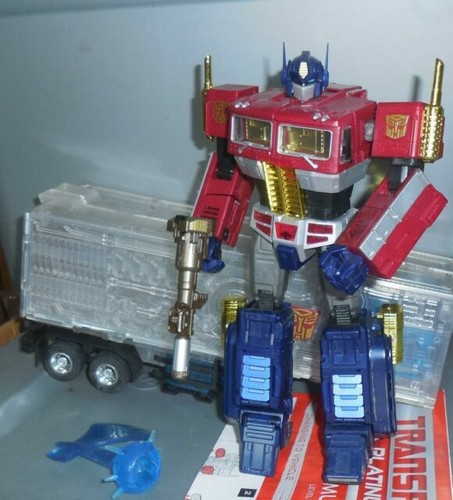 Transformers Hasbro War for Cybertron Siege 35th Walmart Megatron MISB