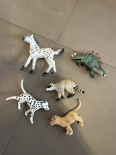 5 verschiedene Schleichtiere, Hund, Dino, Löwe, gut erhalten