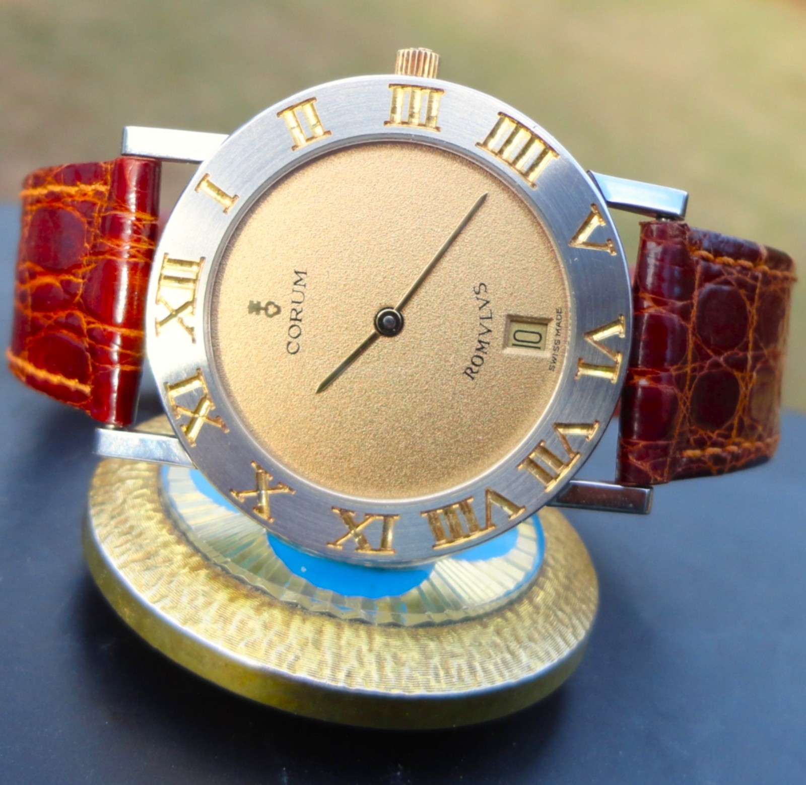 CORUM Romvlvs 18k Date Quartz Wristwatch Gucci Band Corum Label 43901 21  468836