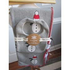 NWT GRAY SUPER SOFT COTTON SNOWMAN BABY BLANKET WITH MATCHING BIB.