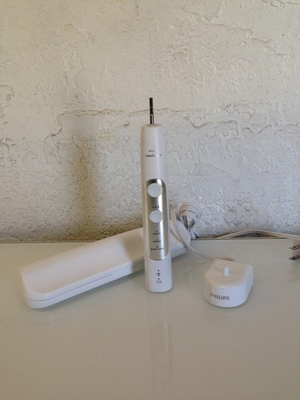 #ad Philips Sonicare Perfect Clean Electric Toothbrush HX751V Parts Only READ $16.99